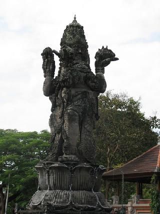 Catur Muka Statue