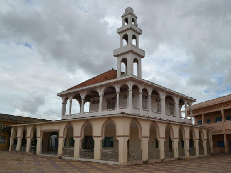 Nur ul-Ihsan Mosque