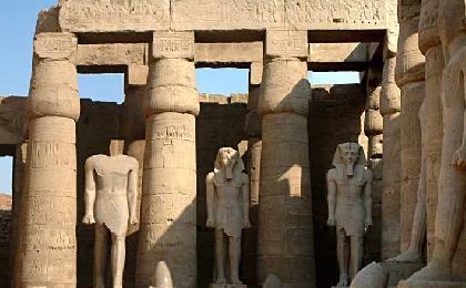 Day Tour High Dam, Philae Temple and Obelisk