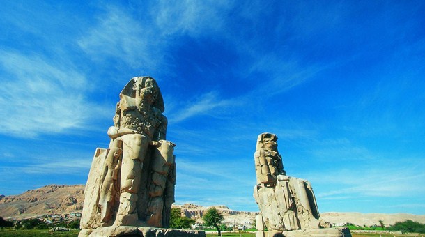 Tour de 2 días desde El Cairo a Luxor en avión.