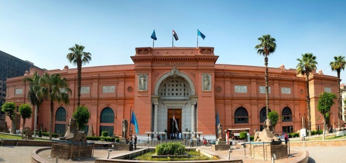 Day Tours to Pyramids and Egyptian Museum