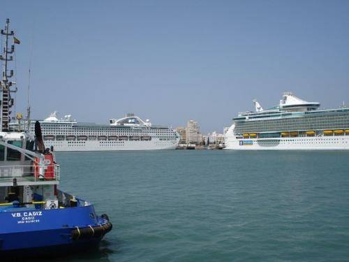 Cuba Havanna International Cruise Terminal International Cruise Terminal Cuba - Havanna - Cuba