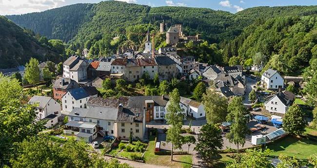 Luxembourg Luxemburg Esch-sur-Sûre Castle Esch-sur-Sûre Castle Luxembourg - Luxemburg - Luxembourg