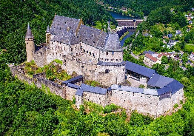 Luxembourg Luxemburg Vianden Castle Vianden Castle Luxembourg - Luxemburg - Luxembourg