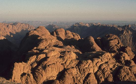 Monte Sinaí y Monasterio de Santa Catalina de Dahab (15 horas)